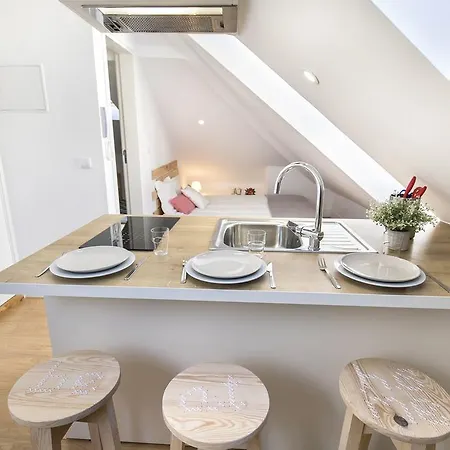Διαμέρισμα Cosy Flat In Bica Funicular Street